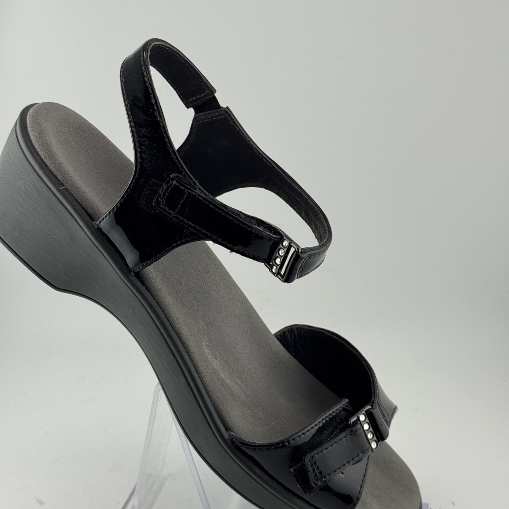 Women's Naot Black Leather Sandals Size 9-9.5